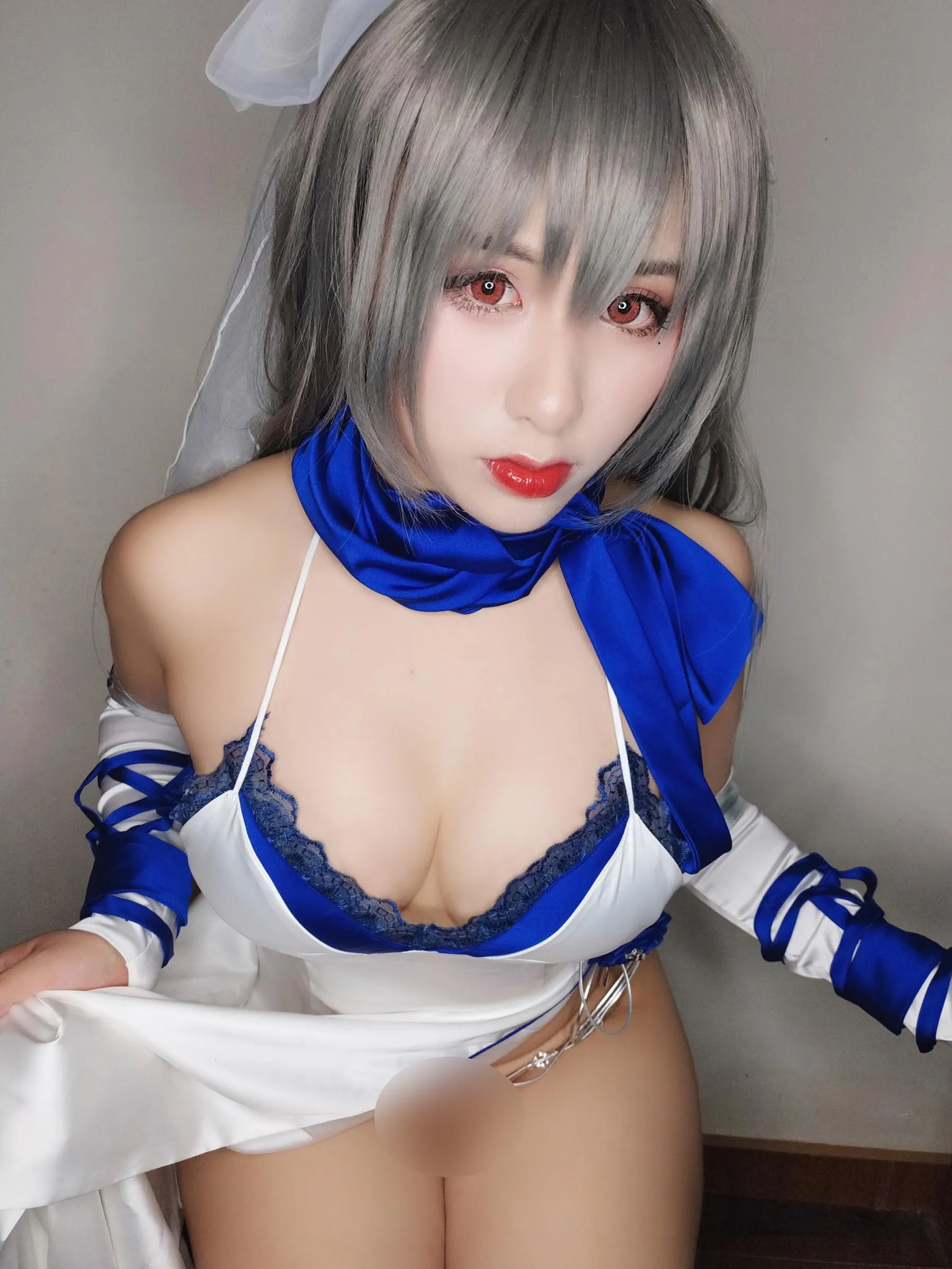 柘烟Zuken – NO.09 路易九世礼服自拍 [39P]插图8